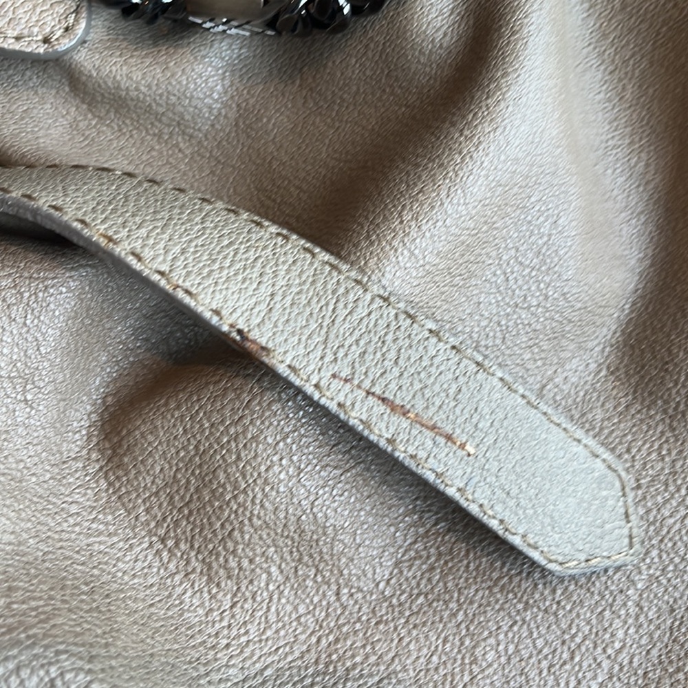 SALE! 🔥Limited Edition BurberryPebbled Leather Chain Hobo bag - EXCLUSIVE!! W/B - Picture 15 of 17